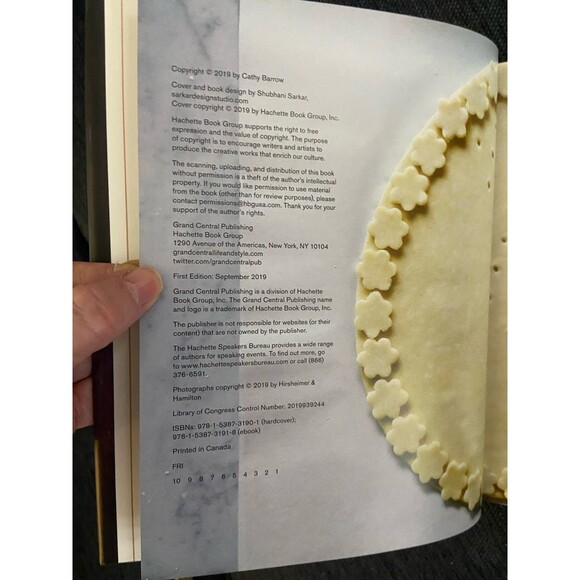 When Pies Fly: Handmade Pastries from Strudels to Stromboli, Empanadas to Knishe - Picture 3 of 3